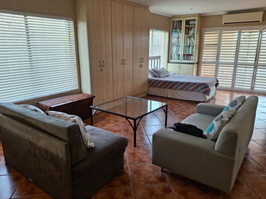 To Let 1 Bedroom Property for Rent in Summerstrand Eastern Cape